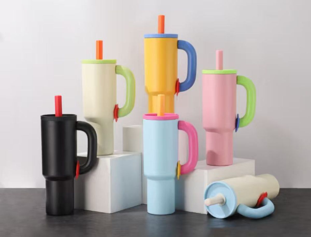 40 Oz Double Wall Insulated Travel Mug With Handle And Straw