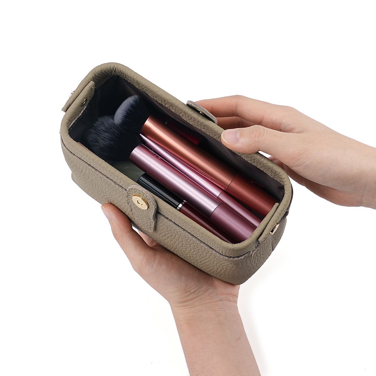 Leather Makeup Bag for Travel and Everyday Organization #Y1896